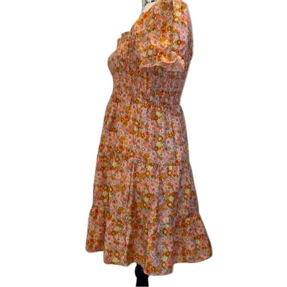 Hint Of Blush Ditsy Smocked Tiered Floral Peasant Mini Dress Size Medium - Picture 5 of 10